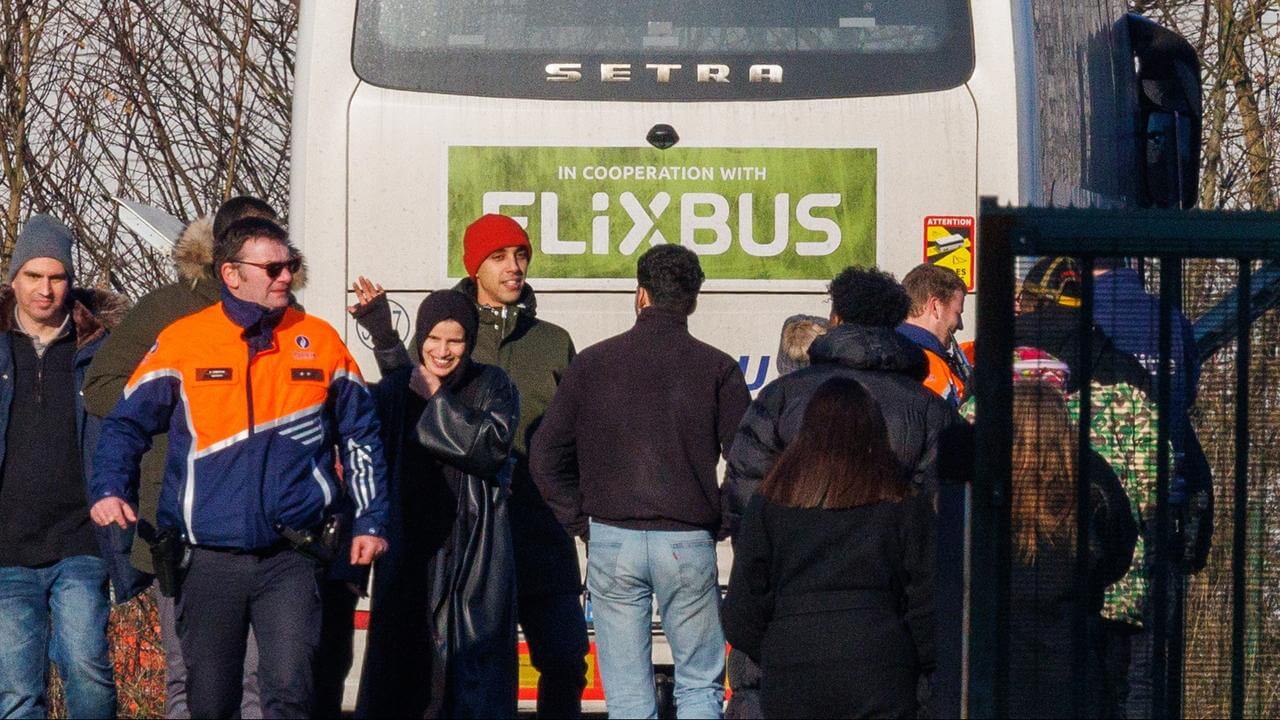 Belçika'da terör planlarının konuşulduğu iddia edilen otobüste patlayıcı bulunmadı